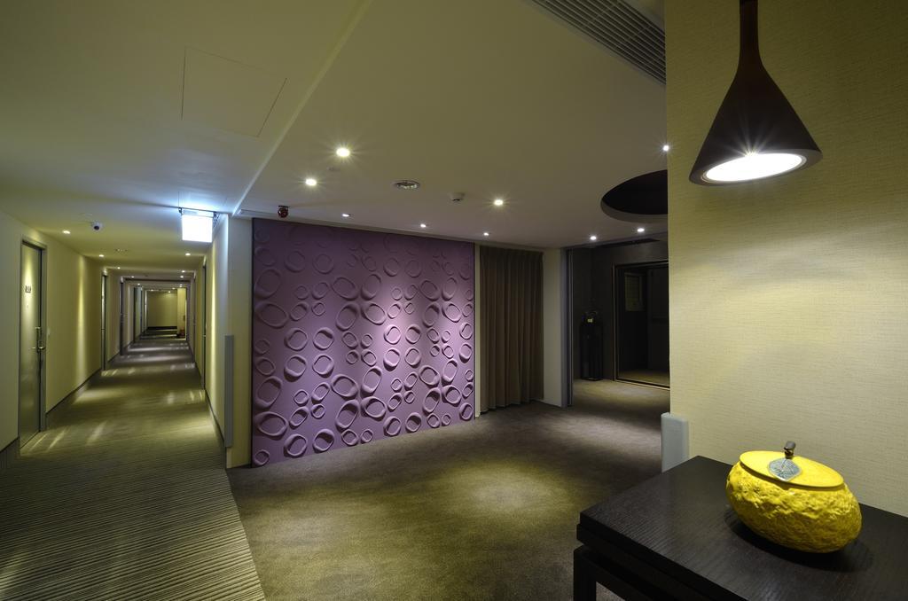Stay Hotel - Taichung Yizhong Buitenkant foto