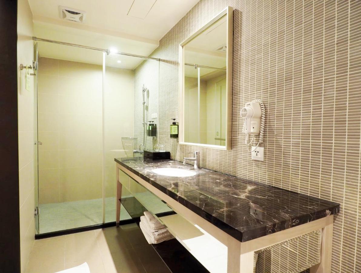 Stay Hotel - Taichung Yizhong Buitenkant foto