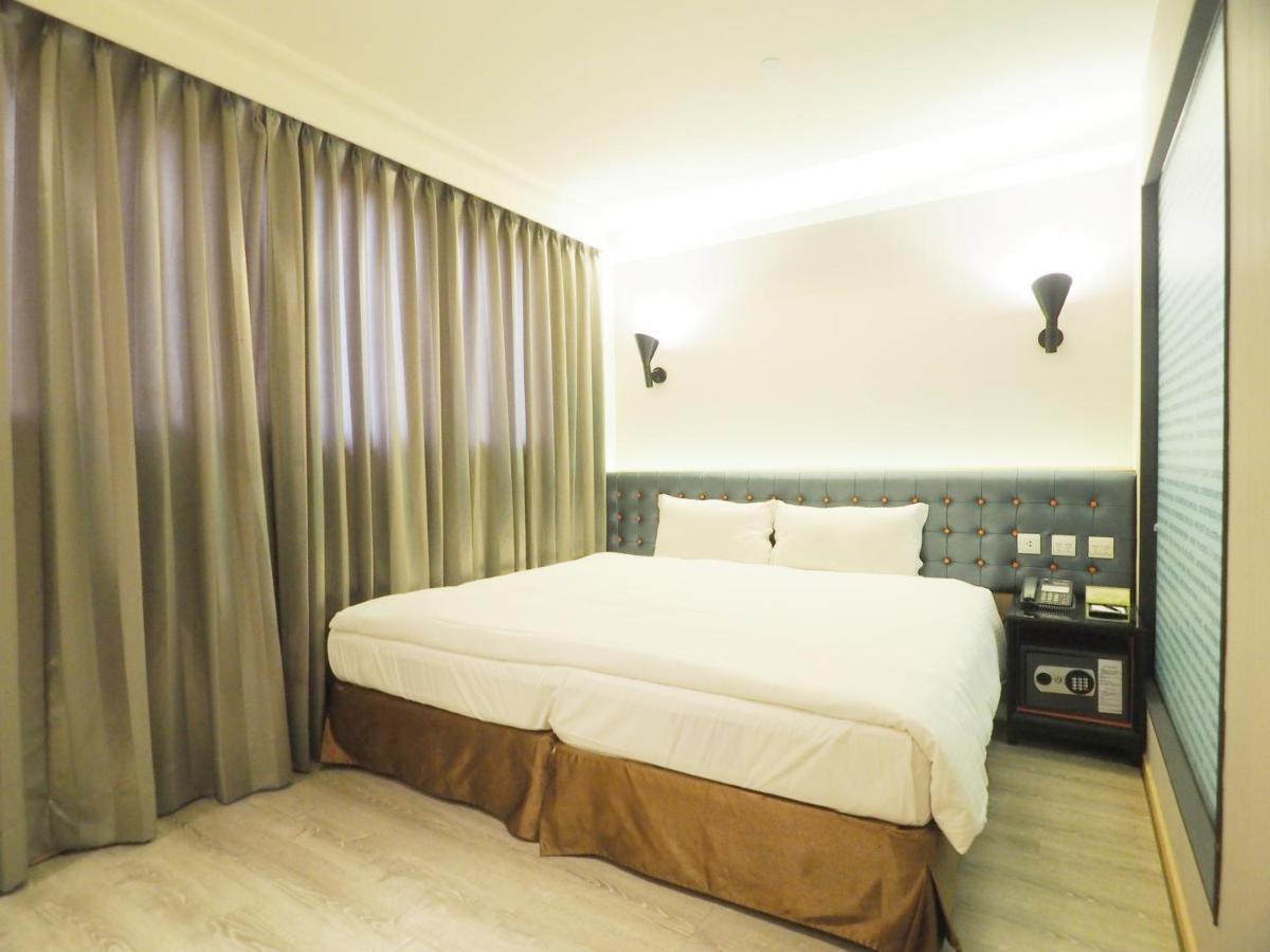 Stay Hotel - Taichung Yizhong Buitenkant foto
