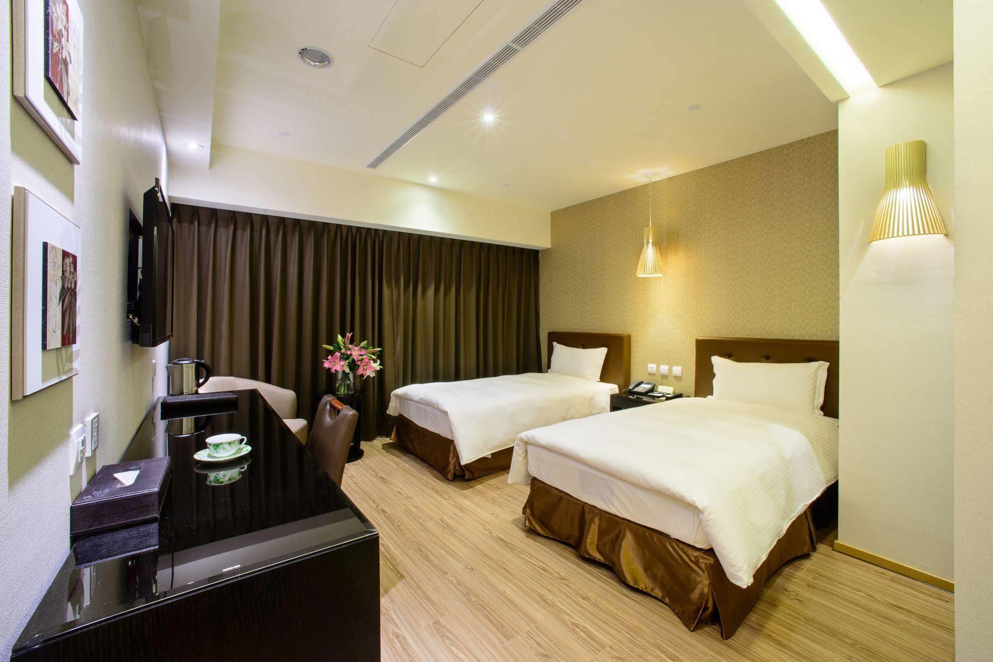 Stay Hotel - Taichung Yizhong Buitenkant foto