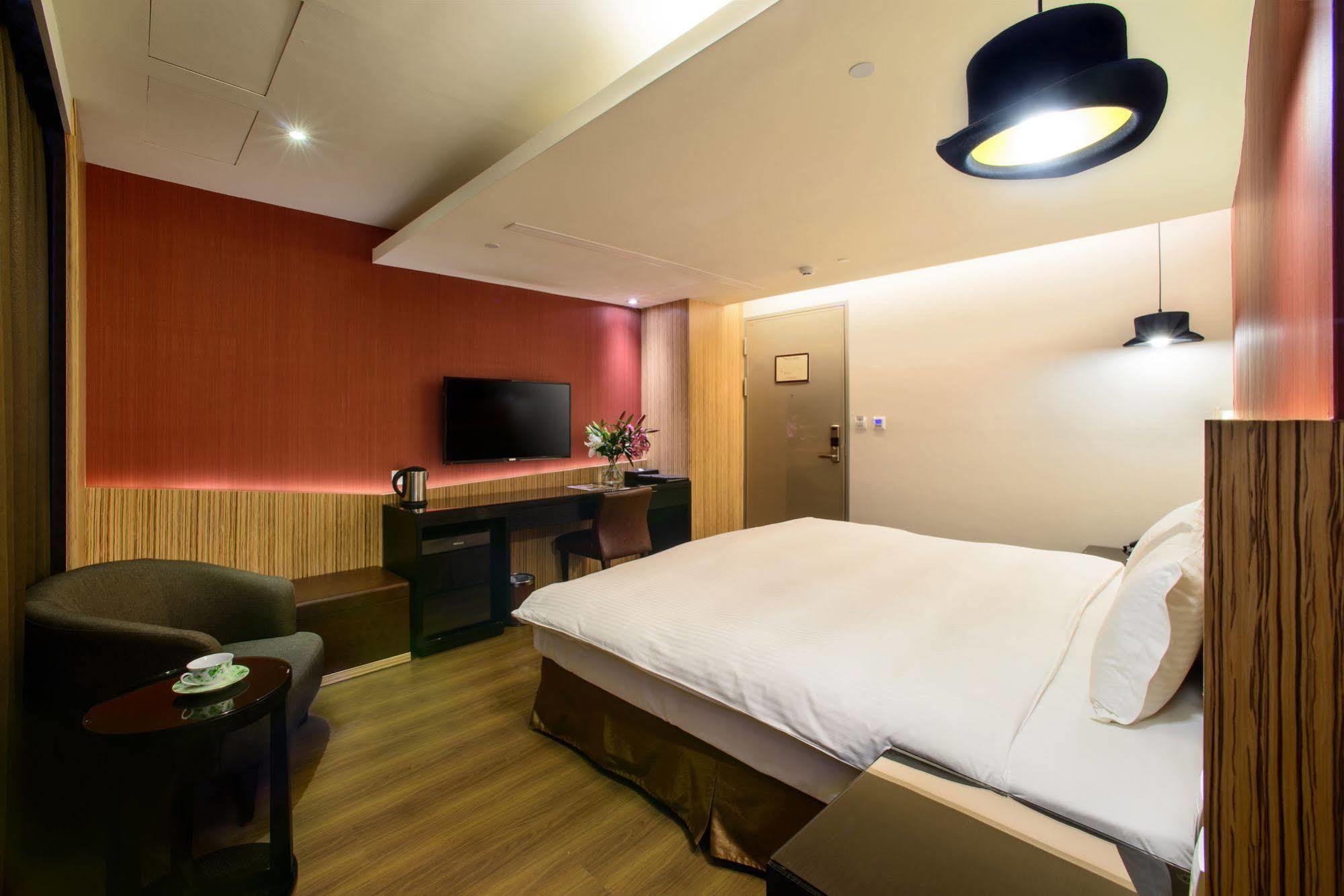 Stay Hotel - Taichung Yizhong Buitenkant foto